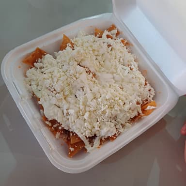Chilaquiles con o sin pollo