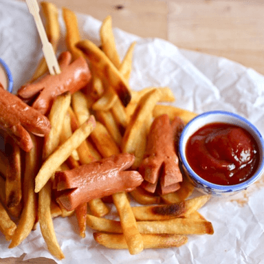 Salchipapas