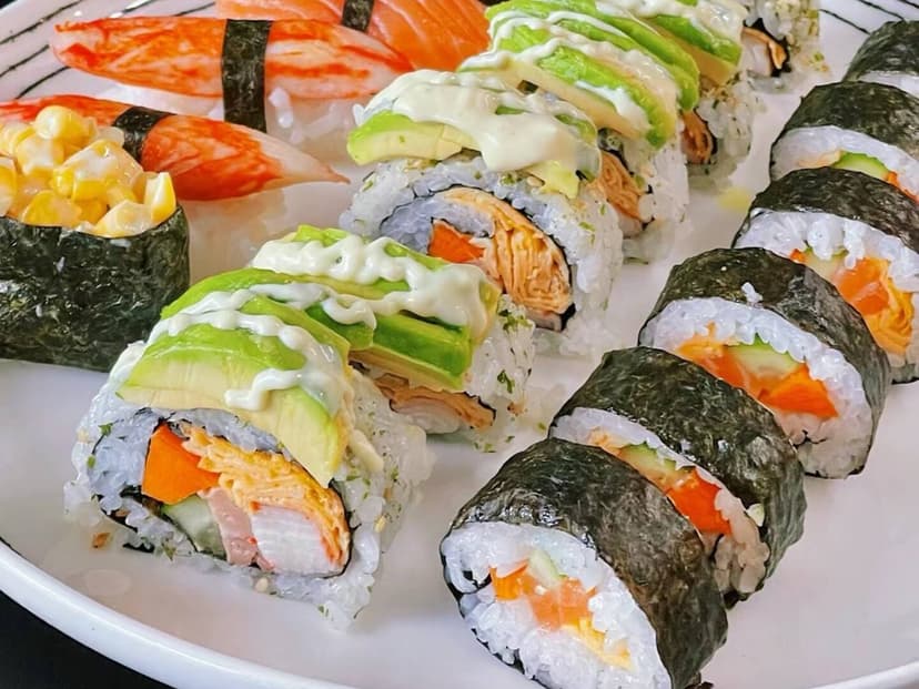 SUSHI HOUSE