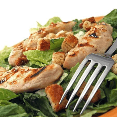 Fajitas De Pollo Con Papas Y Ensalada