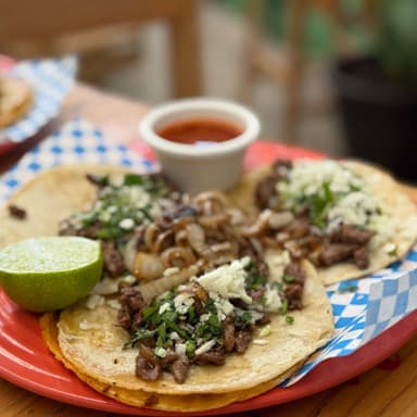 Tacos Mañaneros Bistec