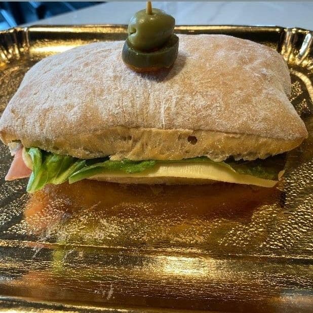 Biga con Jamón y Queso Manchego