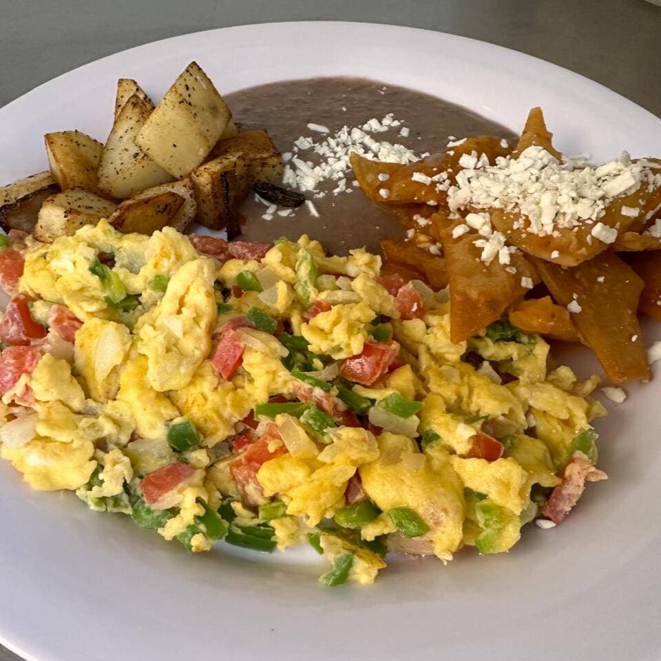 Huevos a la Mexicana