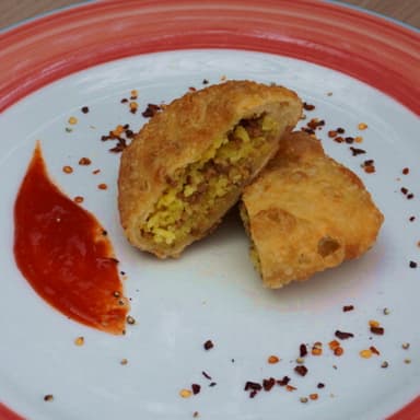 EMPANADA DE ARROZ CON CARNE