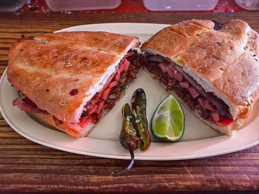 Super Tortas Loma IX