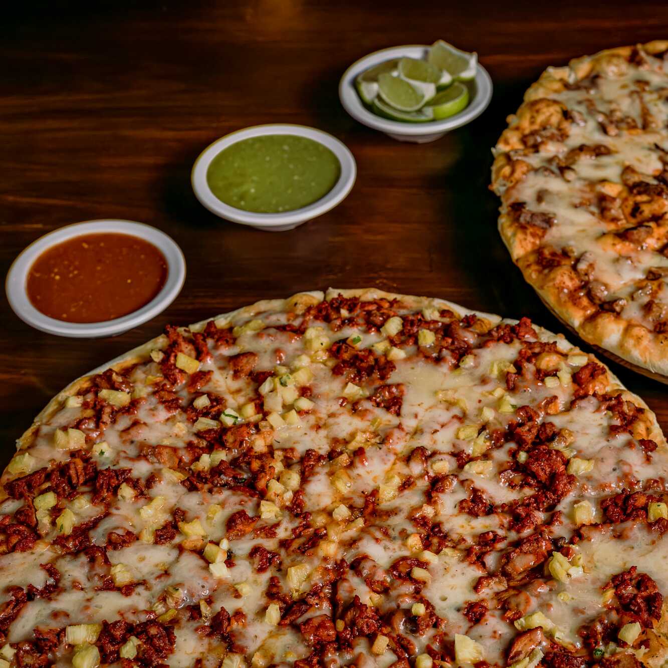 Pizza Chilanga + Agua Fresca 1L