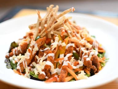 Ensalada Búfalo