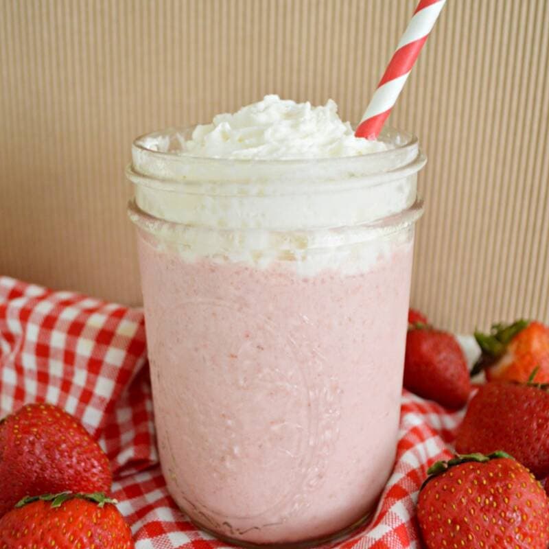Frappé de Fresa (16 oz)