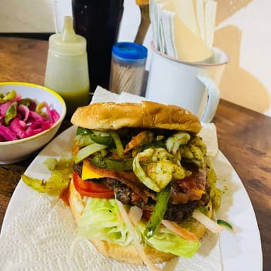 HAMBURGUESA DE CAMARON