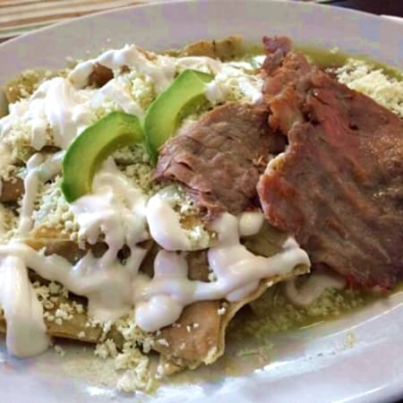 Chilaquiles con Asada