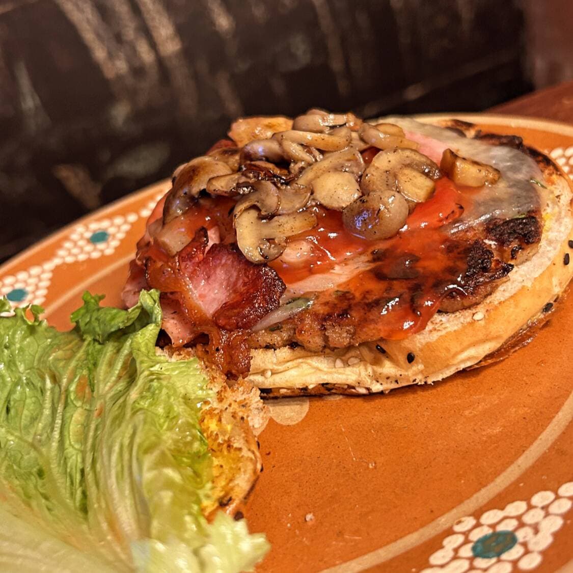 Hamburguesa Con Champiñones