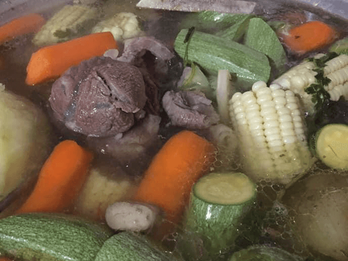 Caldo de Res