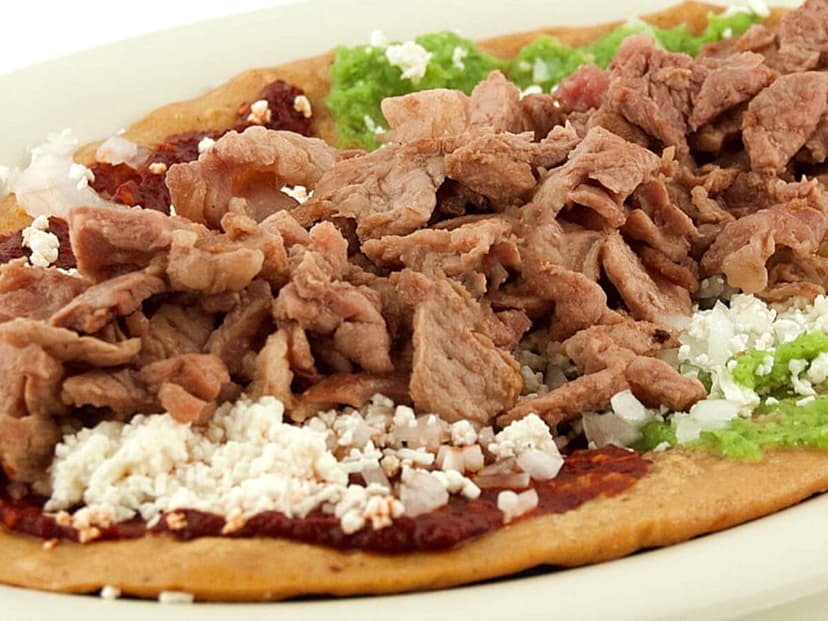 Antojitos la Mexicana