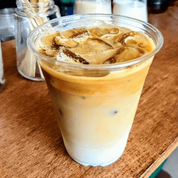 Latte en las Rocas 16oz
