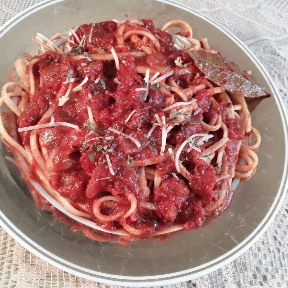 LINGUINI AL POMODORO