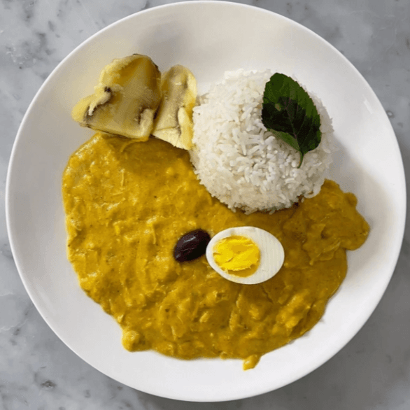 combo aji de gallina