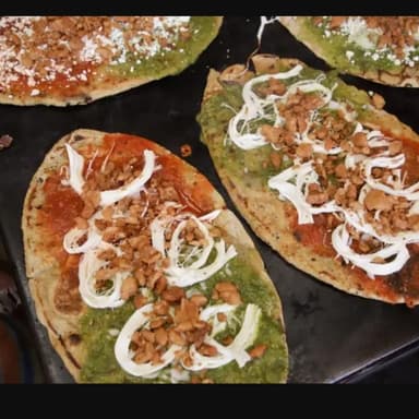 Gordita Chicharron , Quesillo