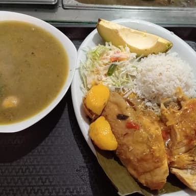 Sancocho de Gallina a la Criolla  con 1/4 de galli
