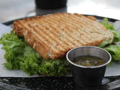 Sandwich Jamón y Queso