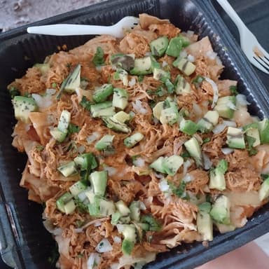 Chilaquiles Sencillos Rojos