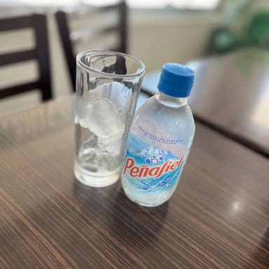 Agua mineral