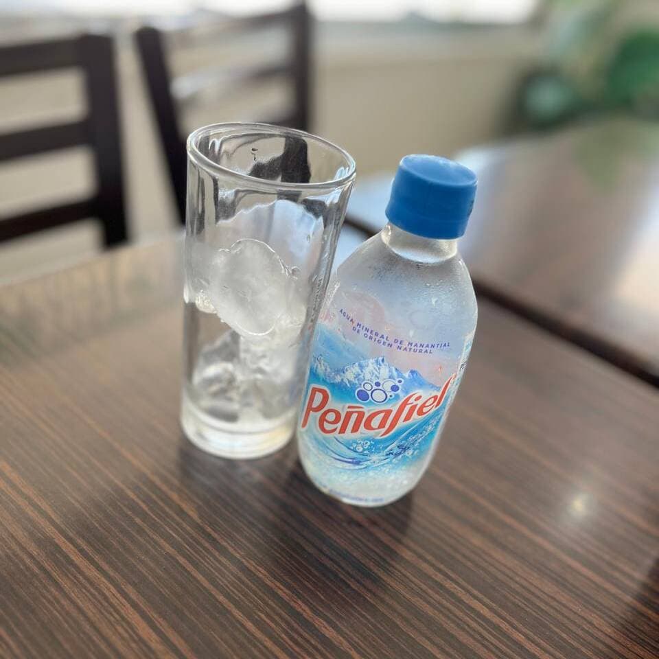 Agua mineral