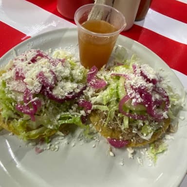 Tostada de Cuerito