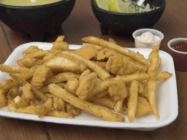 Trocitos De Pollo Empanizado