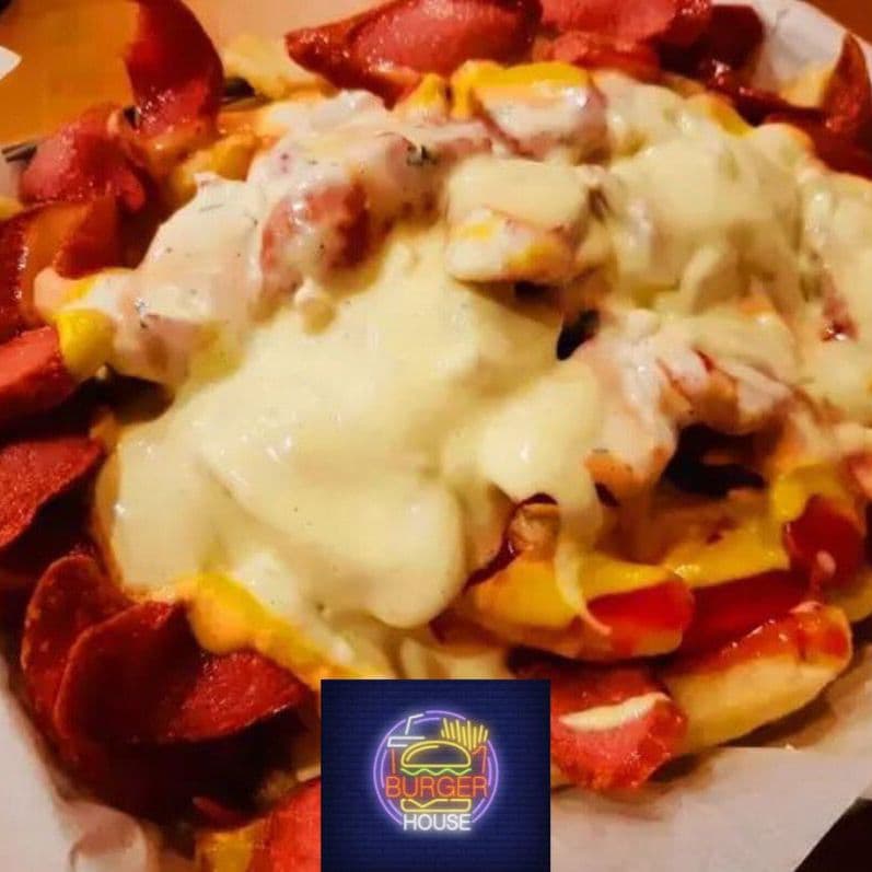 Salchipapas