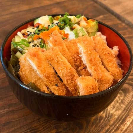 Gohan Especial Pollo Empanizado