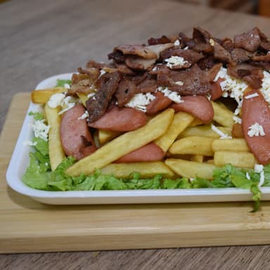 Salchipapa De la Casa