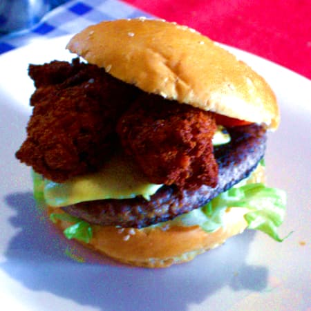 Hamburguesa Hot Boneless