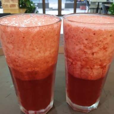 Jugos Naturales 16 Oz