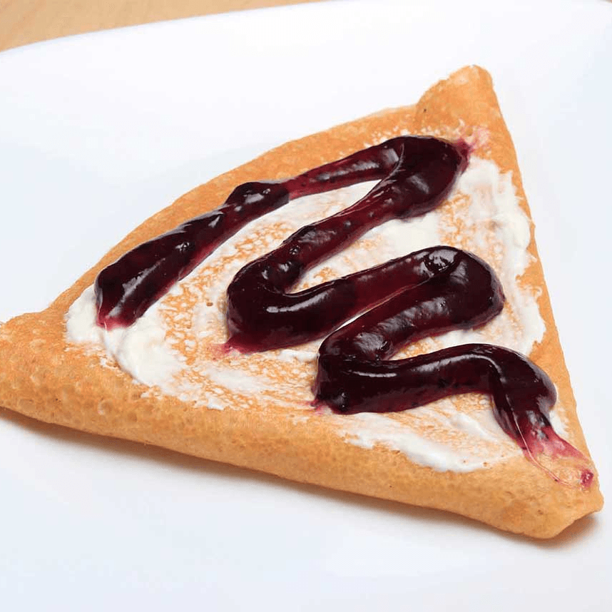 Crepa Philadelphia con Mermelada de Zarzamora
