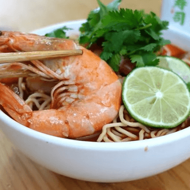 Ramen con Camarón