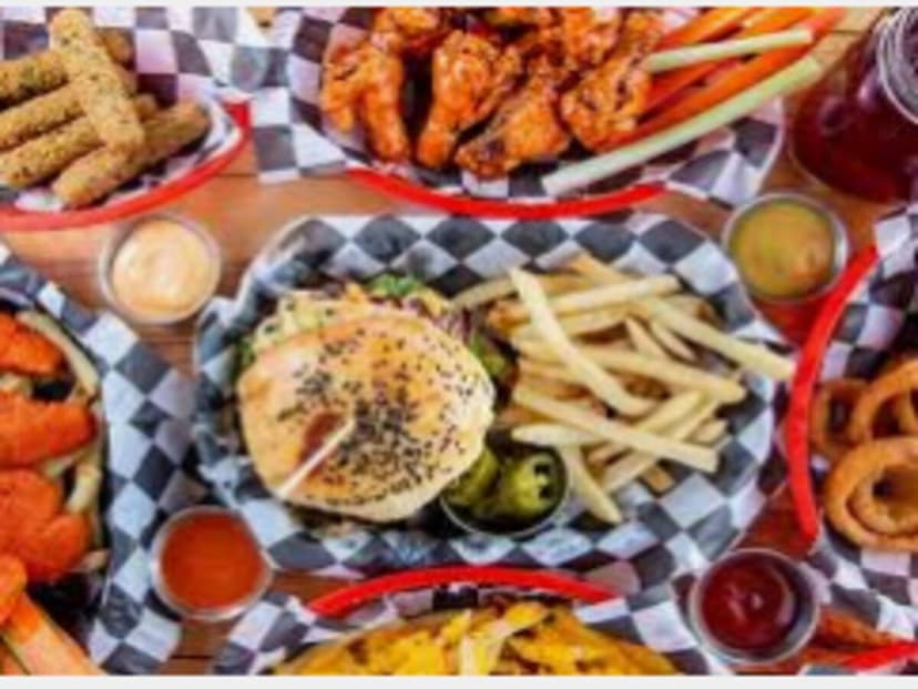 WINGS STREET Morelos Plaza Kabah