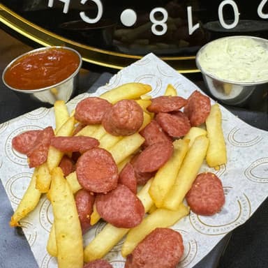 Salchipapas
