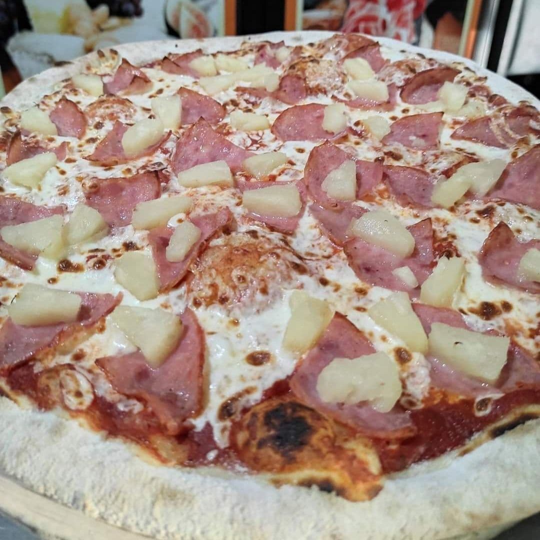 Pizza Hawaiana