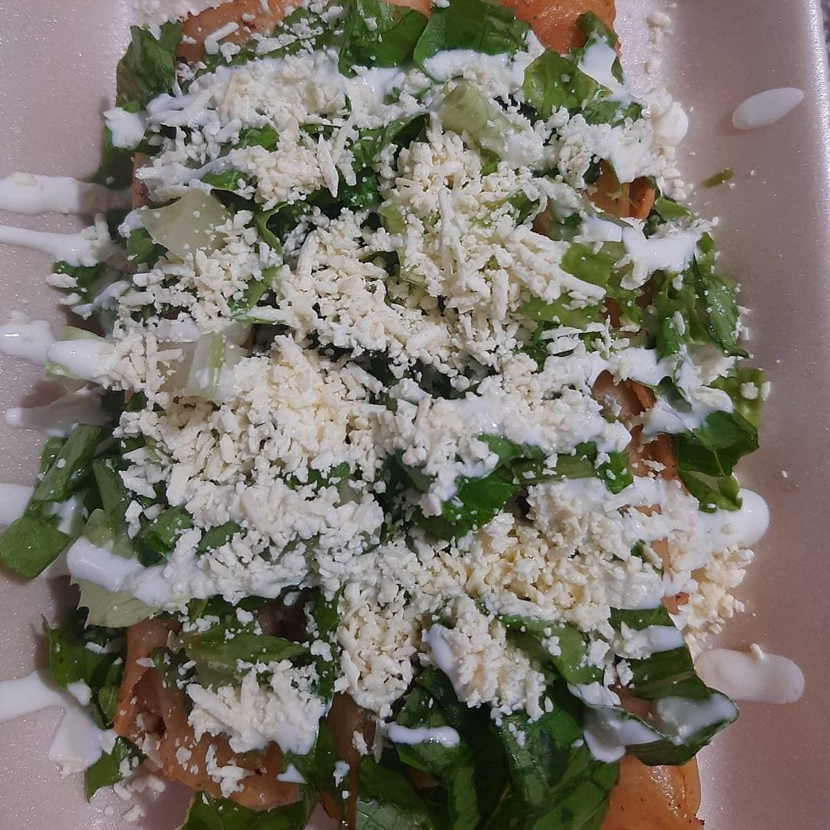 Tacos Dorados de Pollo