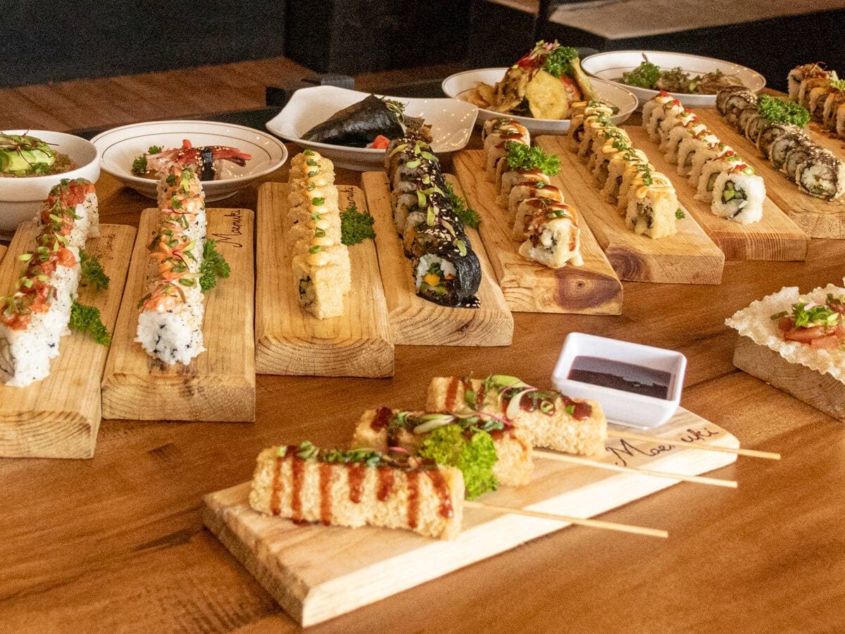 Maemuki Sushi