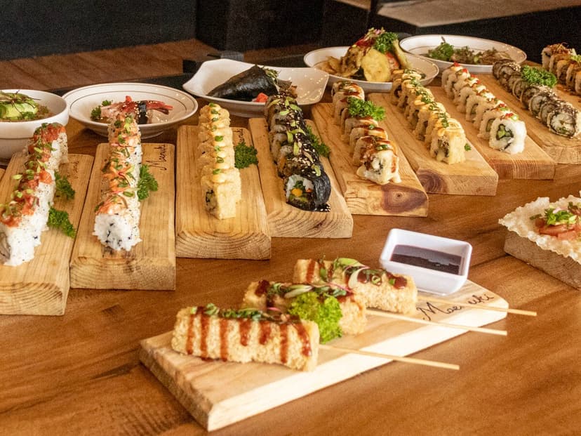 Maemuki Sushi