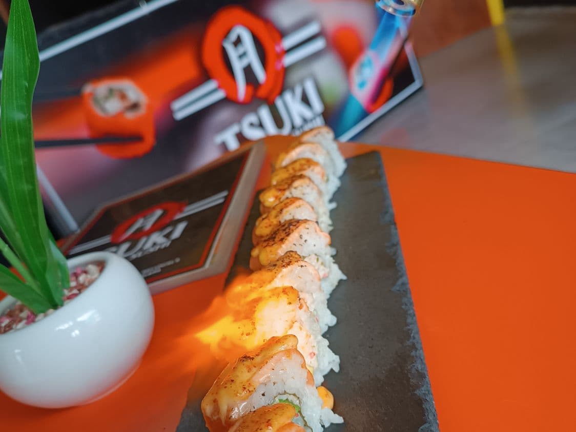 Tsuki Sushi
