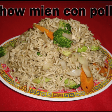 Chow Mien Pollo