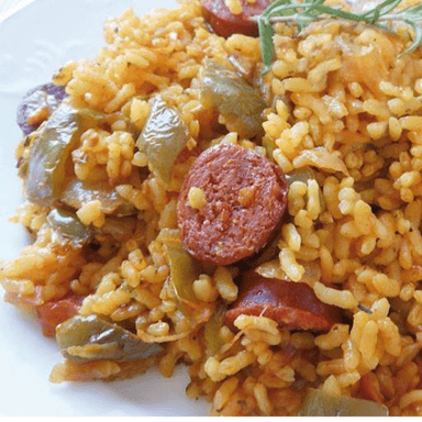 Medio Arroz con Chorizo Chino