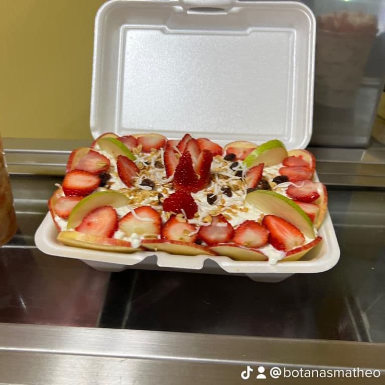 ENSALADA DE FRUTAS GRANDE