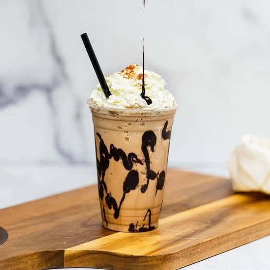 Frappé de Algarrobina