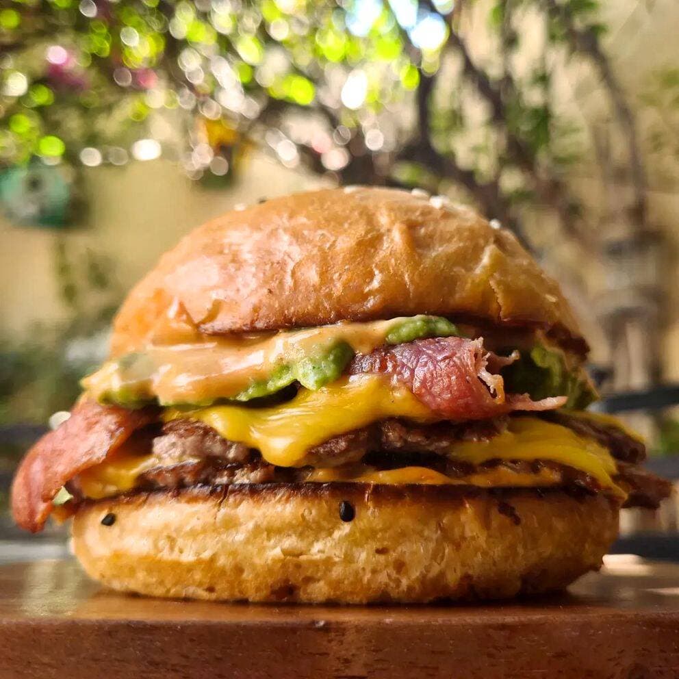 Guacamole Bacon Grande