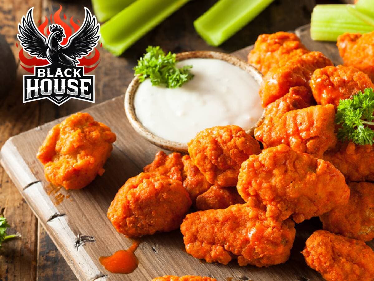 BLACK HOUSE