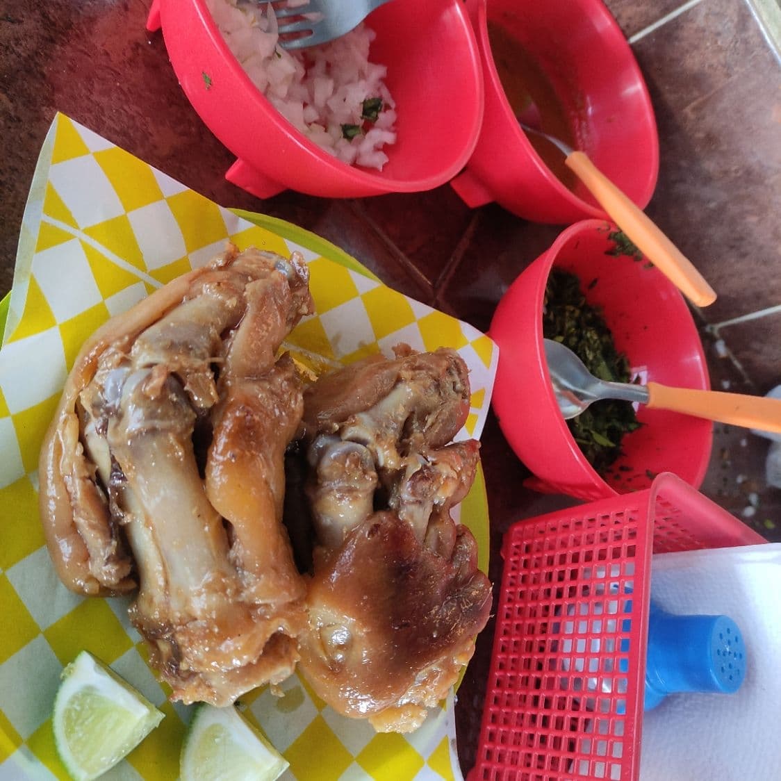 Manitas de Cerdo en Carnitas