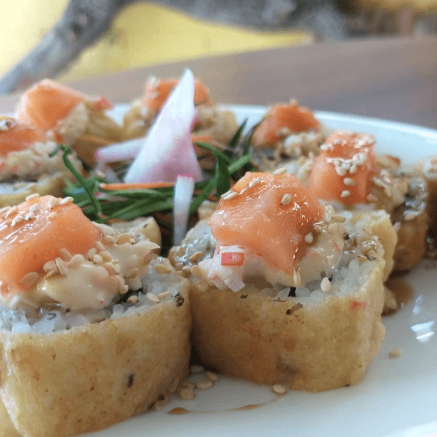 Nippon Roll (Capeado, Salmón Crudo)